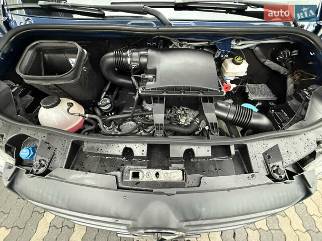 Синий Мерседес Sprinter, объемом двигателя 3 л и пробегом 151 тыс. км за 40719 $, фото 31 на Automoto.ua