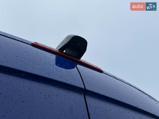 Синий Мерседес Sprinter, объемом двигателя 2.2 л и пробегом 260 тыс. км за 22500 $, фото 10 на Automoto.ua