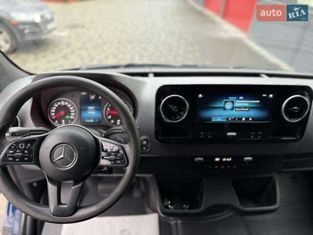 Синий Мерседес Sprinter, объемом двигателя 3 л и пробегом 151 тыс. км за 40719 $, фото 14 на Automoto.ua