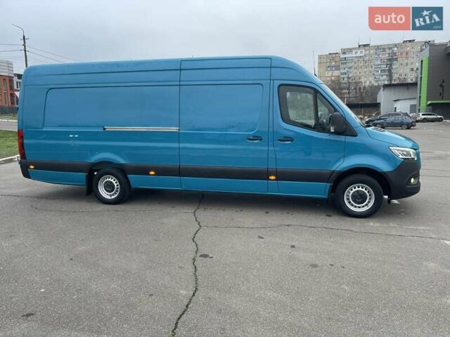 Синий Мерседес Sprinter, объемом двигателя 0 л и пробегом 270 тыс. км за 29900 $, фото 8 на Automoto.ua