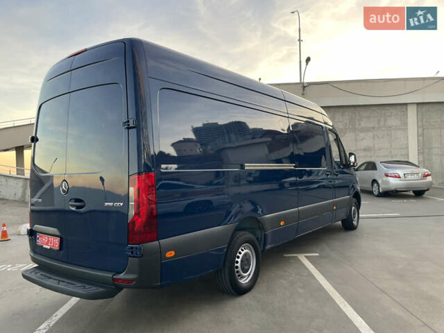 Синий Мерседес Sprinter, объемом двигателя 2.2 л и пробегом 318 тыс. км за 25500 $, фото 82 на Automoto.ua