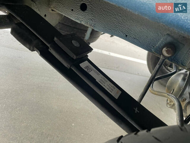 Синий Мерседес Sprinter, объемом двигателя 2.2 л и пробегом 318 тыс. км за 25500 $, фото 16 на Automoto.ua