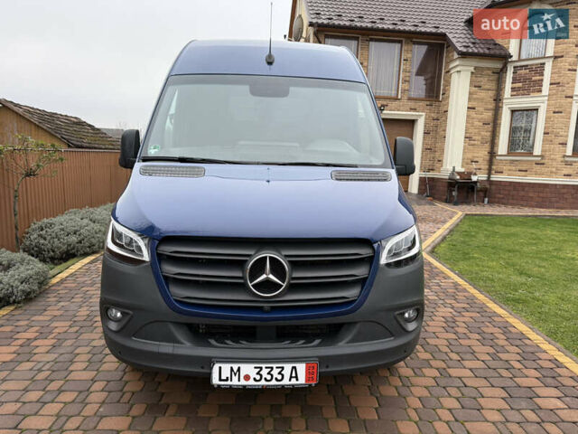 Синій Мерседес Sprinter, об'ємом двигуна 1.95 л та пробігом 208 тис. км за 35000 $, фото 1 на Automoto.ua