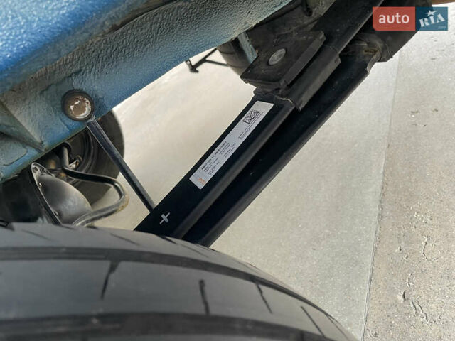 Синий Мерседес Sprinter, объемом двигателя 2.2 л и пробегом 318 тыс. км за 25500 $, фото 8 на Automoto.ua