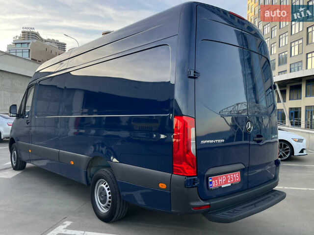 Синий Мерседес Sprinter, объемом двигателя 2.2 л и пробегом 318 тыс. км за 25500 $, фото 5 на Automoto.ua