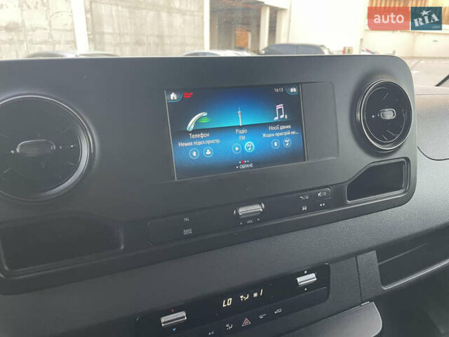 Синий Мерседес Sprinter, объемом двигателя 2.2 л и пробегом 318 тыс. км за 25500 $, фото 39 на Automoto.ua