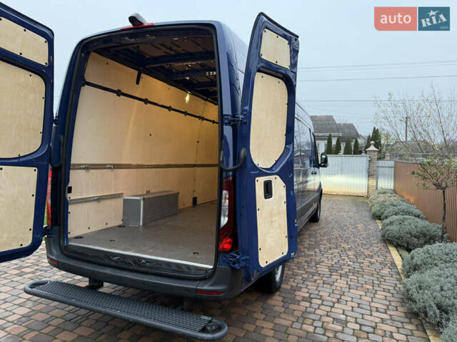 Синій Мерседес Sprinter, об'ємом двигуна 1.95 л та пробігом 208 тис. км за 35000 $, фото 41 на Automoto.ua