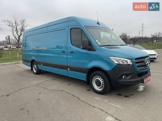 Синий Мерседес Sprinter, объемом двигателя 0 л и пробегом 270 тыс. км за 29900 $, фото 12 на Automoto.ua