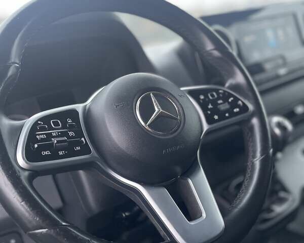 Синий Мерседес Sprinter, объемом двигателя 0 л и пробегом 270 тыс. км за 29900 $, фото 68 на Automoto.ua