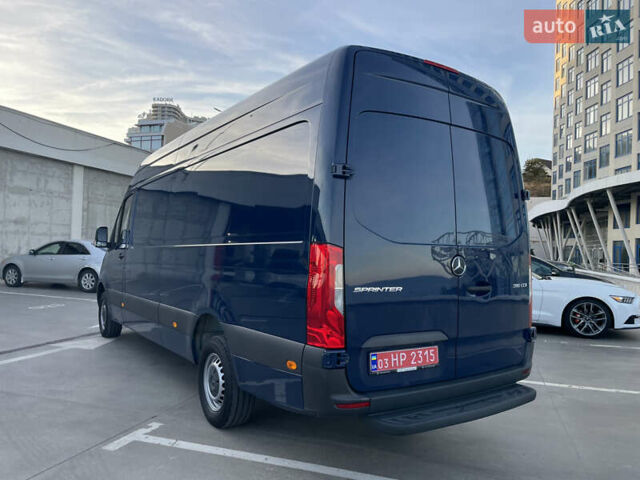 Синий Мерседес Sprinter, объемом двигателя 2.2 л и пробегом 318 тыс. км за 25500 $, фото 6 на Automoto.ua
