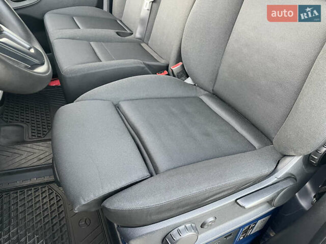 Синий Мерседес Sprinter, объемом двигателя 2.2 л и пробегом 318 тыс. км за 25500 $, фото 34 на Automoto.ua