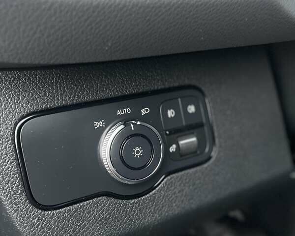 Синий Мерседес Sprinter, объемом двигателя 0 л и пробегом 270 тыс. км за 29900 $, фото 81 на Automoto.ua