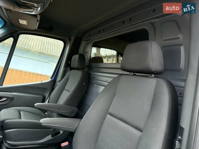 Синій Мерседес Sprinter, об'ємом двигуна 1.95 л та пробігом 208 тис. км за 35000 $, фото 28 на Automoto.ua