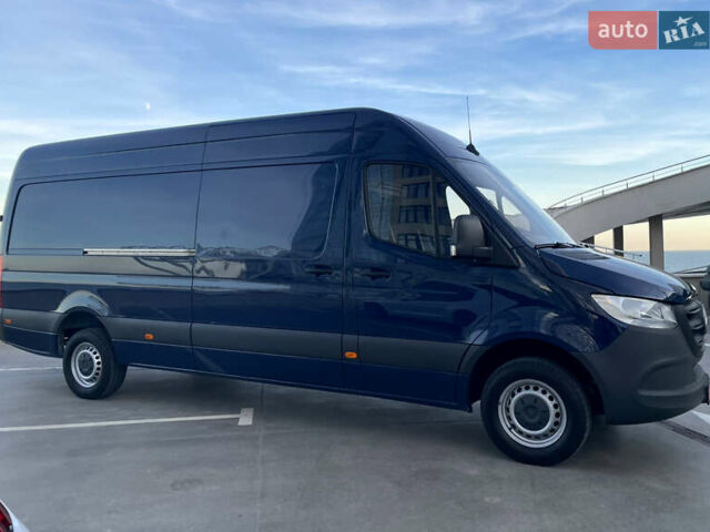 Синий Мерседес Sprinter, объемом двигателя 2.2 л и пробегом 318 тыс. км за 25500 $, фото 19 на Automoto.ua