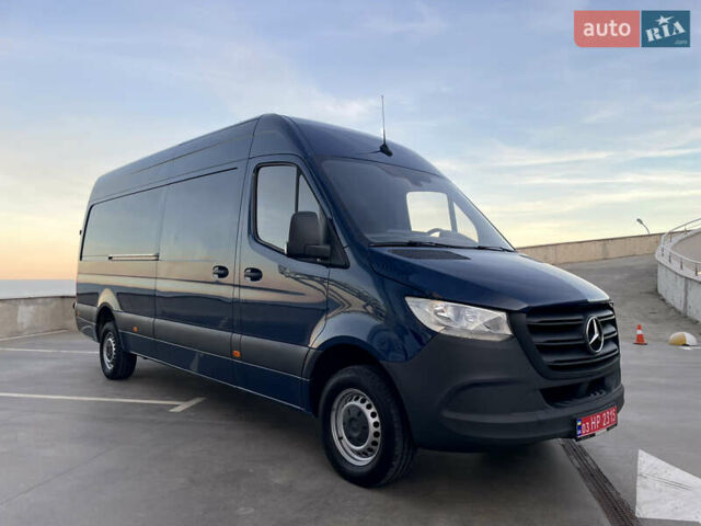 Синий Мерседес Sprinter, объемом двигателя 2.2 л и пробегом 318 тыс. км за 25500 $, фото 86 на Automoto.ua