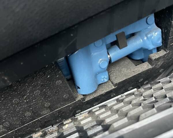 Синий Мерседес Sprinter, объемом двигателя 0 л и пробегом 270 тыс. км за 29900 $, фото 112 на Automoto.ua