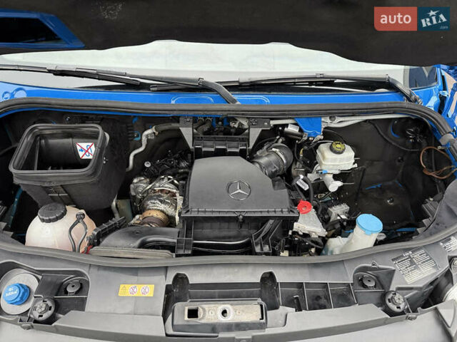 Синій Мерседес Sprinter, об'ємом двигуна 1.95 л та пробігом 295 тис. км за 25900 $, фото 15 на Automoto.ua