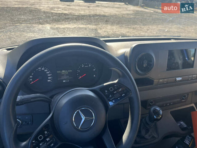 Синий Мерседес Sprinter, объемом двигателя 0 л и пробегом 228 тыс. км за 18300 $, фото 6 на Automoto.ua