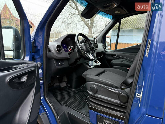 Синій Мерседес Sprinter, об'ємом двигуна 1.95 л та пробігом 208 тис. км за 35000 $, фото 13 на Automoto.ua