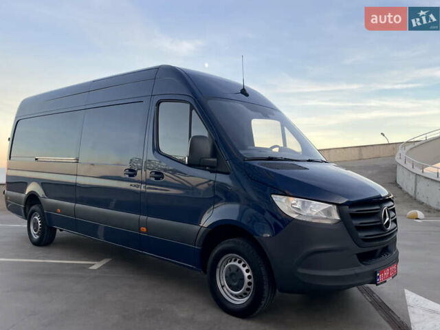 Синий Мерседес Sprinter, объемом двигателя 2.2 л и пробегом 318 тыс. км за 25500 $, фото 84 на Automoto.ua