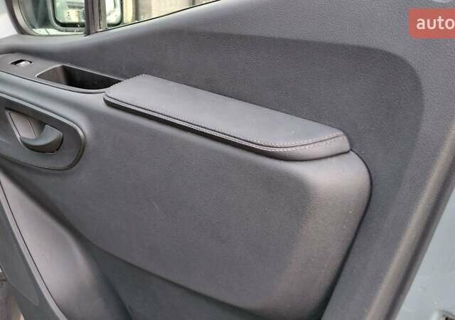 Синій Мерседес Sprinter, об'ємом двигуна 2.2 л та пробігом 275 тис. км за 32000 $, фото 19 на Automoto.ua