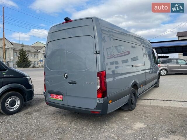 Синий Мерседес Sprinter, объемом двигателя 1.99 л и пробегом 209 тыс. км за 26999 $, фото 12 на Automoto.ua