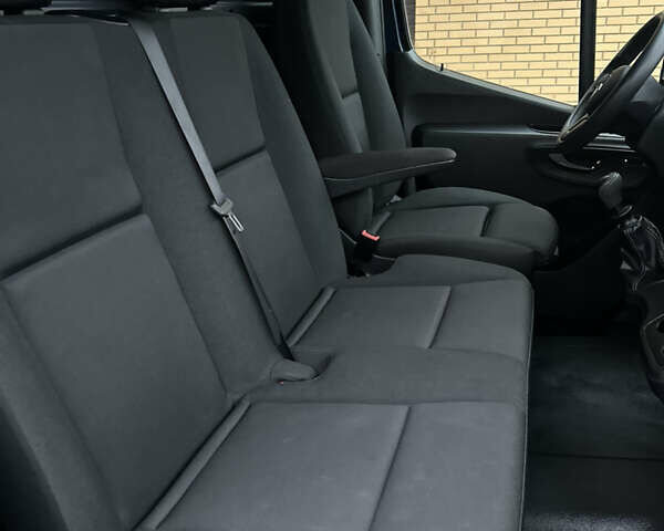Синій Мерседес Sprinter, об'ємом двигуна 2 л та пробігом 25 тис. км за 34500 $, фото 36 на Automoto.ua