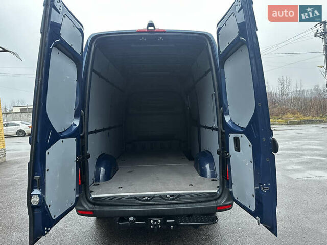 Синій Мерседес Sprinter, об'ємом двигуна 2 л та пробігом 25 тис. км за 34500 $, фото 11 на Automoto.ua