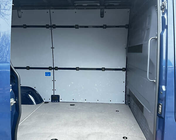 Синій Мерседес Sprinter, об'ємом двигуна 2 л та пробігом 25 тис. км за 34500 $, фото 12 на Automoto.ua