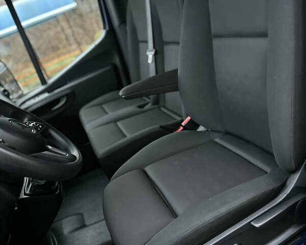 Синій Мерседес Sprinter, об'ємом двигуна 2 л та пробігом 25 тис. км за 34500 $, фото 28 на Automoto.ua