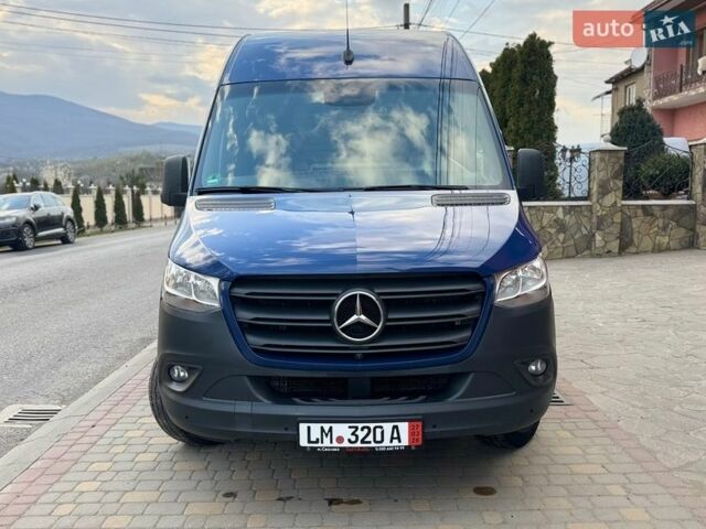 Синій Мерседес Sprinter, об'ємом двигуна 1.95 л та пробігом 221 тис. км за 34900 $, фото 2 на Automoto.ua