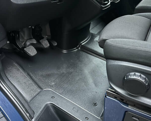 Синій Мерседес Sprinter, об'ємом двигуна 2 л та пробігом 25 тис. км за 34500 $, фото 25 на Automoto.ua