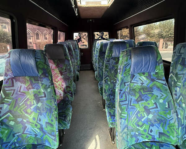 Синий Мерседес Sprinter, объемом двигателя 2.87 л и пробегом 200 тыс. км за 9500 $, фото 3 на Automoto.ua