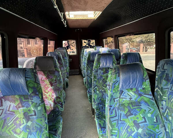 Синий Мерседес Sprinter, объемом двигателя 2.87 л и пробегом 200 тыс. км за 9500 $, фото 2 на Automoto.ua