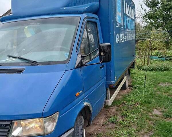 Синий Мерседес Sprinter, объемом двигателя 2.87 л и пробегом 938 тыс. км за 7300 $, фото 1 на Automoto.ua