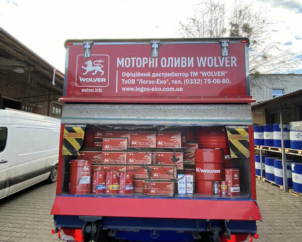 Синий Мерседес Sprinter, объемом двигателя 2.99 л и пробегом 255 тыс. км за 19250 $, фото 9 на Automoto.ua