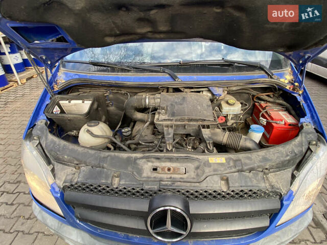 Синий Мерседес Sprinter, объемом двигателя 2.99 л и пробегом 255 тыс. км за 19250 $, фото 15 на Automoto.ua