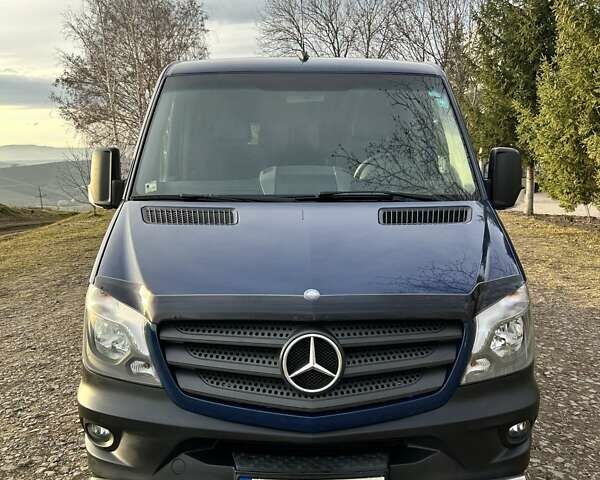 Синий Мерседес Sprinter, объемом двигателя 2.14 л и пробегом 171 тыс. км за 25600 $, фото 2 на Automoto.ua