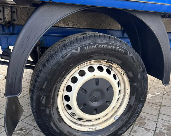Синий Мерседес Sprinter, объемом двигателя 2.14 л и пробегом 442 тыс. км за 25500 $, фото 26 на Automoto.ua