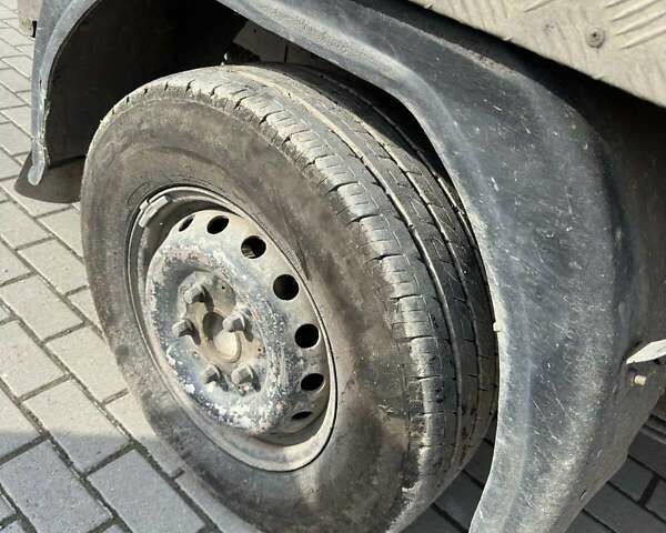 Синий Мерседес Sprinter, объемом двигателя 2.9 л и пробегом 350 тыс. км за 4400 $, фото 9 на Automoto.ua