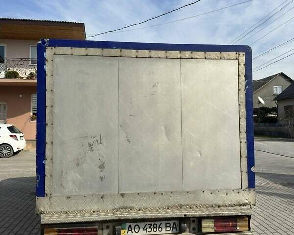 Синий Мерседес Sprinter, объемом двигателя 2.9 л и пробегом 350 тыс. км за 4400 $, фото 4 на Automoto.ua