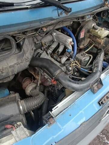 Синий Мерседес Sprinter, объемом двигателя 2.87 л и пробегом 800 тыс. км за 4700 $, фото 12 на Automoto.ua