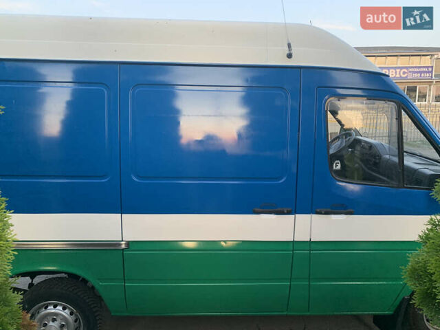 Синий Мерседес Sprinter, объемом двигателя 2.3 л и пробегом 2 тыс. км за 8500 $, фото 6 на Automoto.ua
