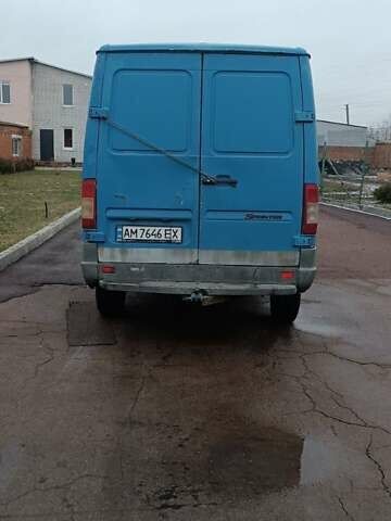 Синий Мерседес Sprinter, объемом двигателя 2.87 л и пробегом 800 тыс. км за 4700 $, фото 3 на Automoto.ua
