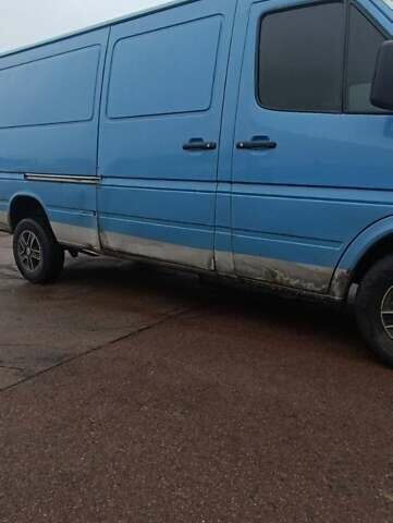 Синий Мерседес Sprinter, объемом двигателя 2.87 л и пробегом 800 тыс. км за 4700 $, фото 6 на Automoto.ua