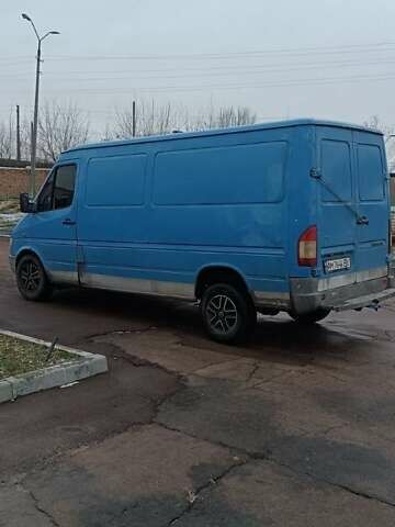 Синий Мерседес Sprinter, объемом двигателя 2.87 л и пробегом 800 тыс. км за 4700 $, фото 5 на Automoto.ua