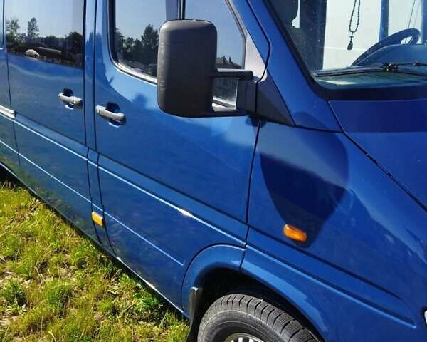 Синий Мерседес Sprinter, объемом двигателя 2.9 л и пробегом 598 тыс. км за 7600 $, фото 1 на Automoto.ua