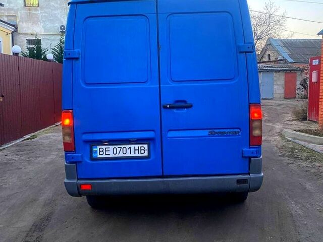 Синій Мерседес Sprinter, об'ємом двигуна 2.9 л та пробігом 471 тис. км за 5150 $, фото 4 на Automoto.ua