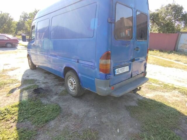Синий Мерседес Sprinter, объемом двигателя 2.9 л и пробегом 350 тыс. км за 3550 $, фото 3 на Automoto.ua