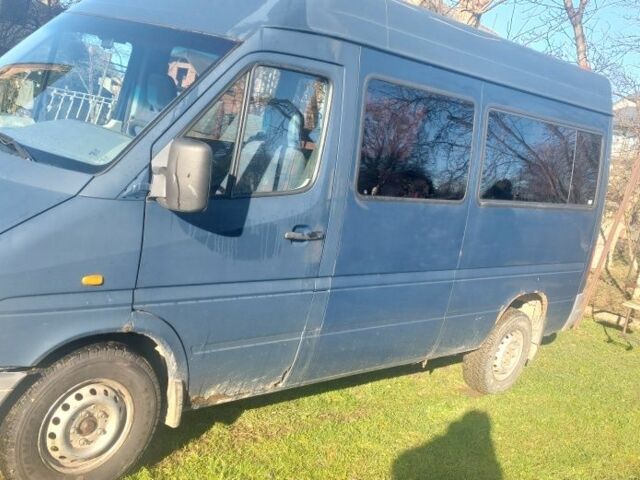 Синий Мерседес Sprinter, объемом двигателя 2.9 л и пробегом 440 тыс. км за 5300 $, фото 1 на Automoto.ua